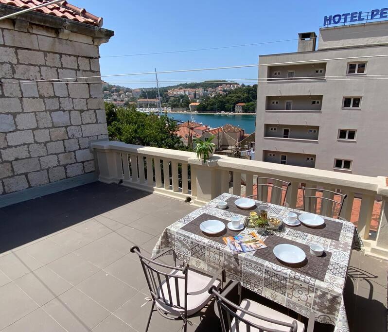 Apartment Miamar With Port Sea View Dubrovnik Exteriör bild